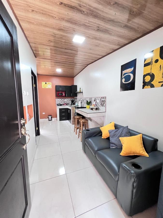 Apartamento H Gonzalez 14 Appartement Alajuela Buitenkant foto